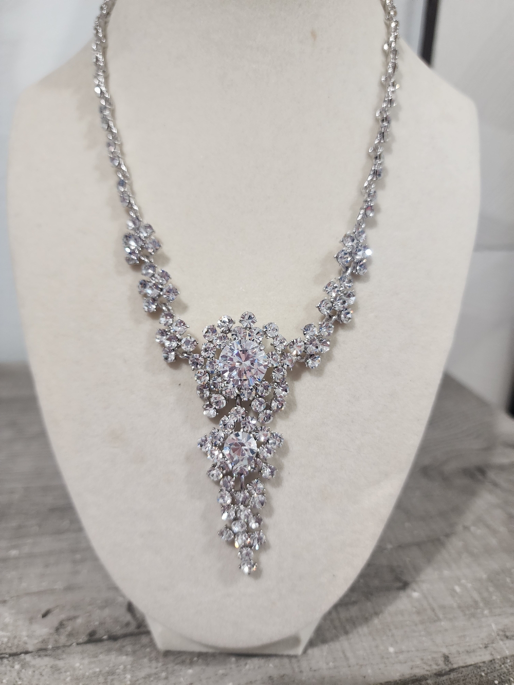 Sparkling Crystal V-Front Necklace - With Matching Earrings